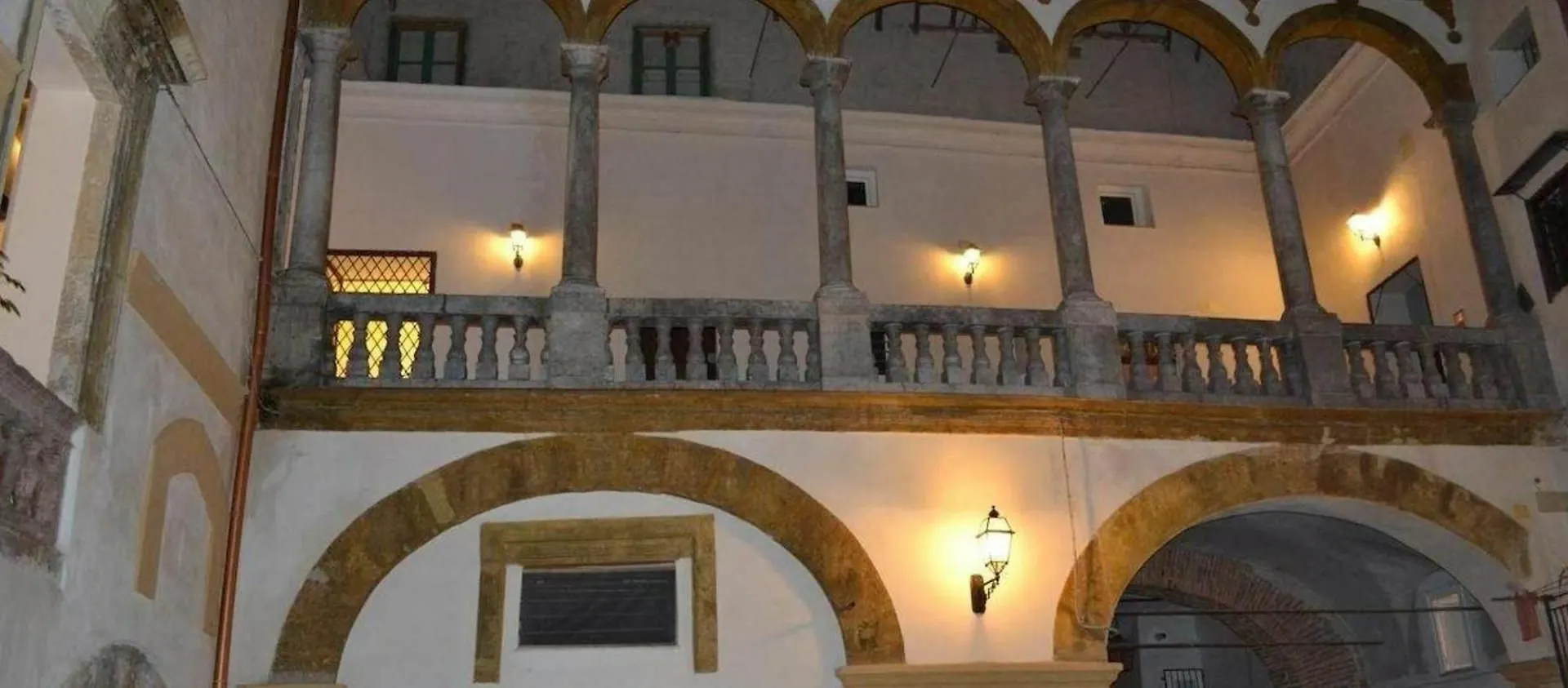 B&B Palazzo Corvino contacts
